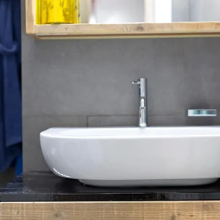 Apartment Loft N° 99 - Pavillion Italy *