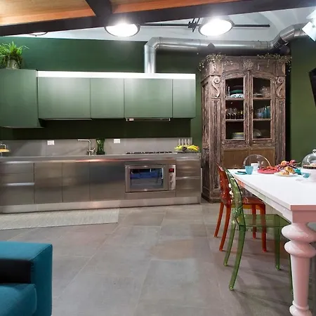 Loft N° 99 - Pavillion Italy Apartment *